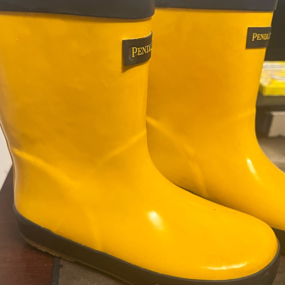 Pendleton Kids' Bright Yellow and Black Boots